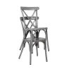 Chaises aluminium empilées de couleur grise