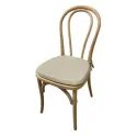 Chaise de réception en bois de hêtre clair avec coussin
