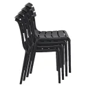 Chaise en polypro empilable en pile de 4 éléments