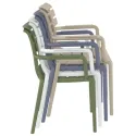 Fauteuil empilable en pile de 4 de différentes couleurs