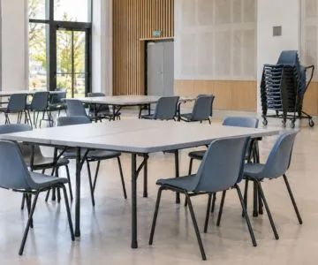 Budget serré : quel mobilier de collectivité privilégier sans sacrifier la qualité ?